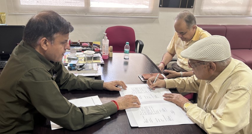 Signing of "Kaushik Mahajan Memorial Scholarship" MoU